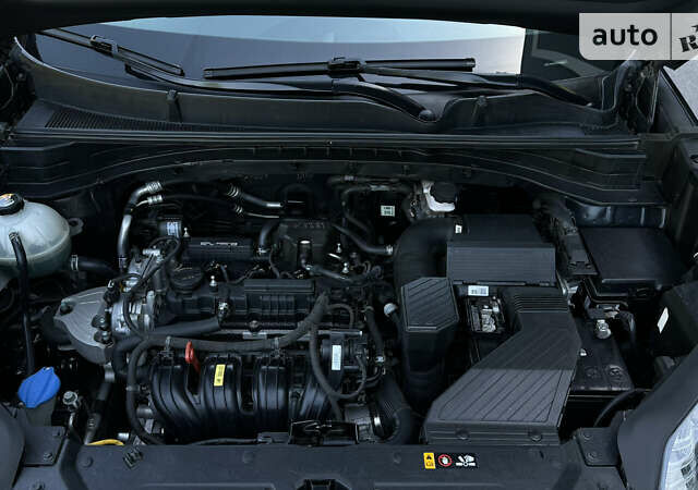 Чорний Кіа Sportage, об'ємом двигуна 2.4 л та пробігом 102 тис. км за 15900 $, фото 20 на Automoto.ua