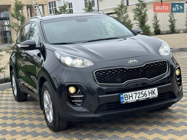 Чорний Кіа Sportage, об'ємом двигуна 1.69 л та пробігом 104 тис. км за 17300 $, фото 5 на Automoto.ua