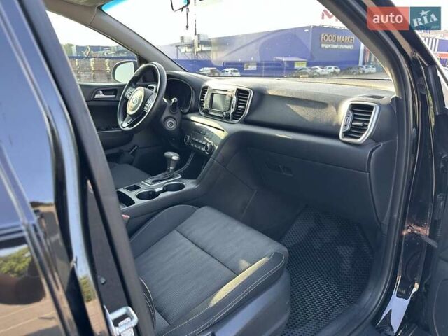 Чорний Кіа Sportage, об'ємом двигуна 2.4 л та пробігом 160 тис. км за 15000 $, фото 28 на Automoto.ua
