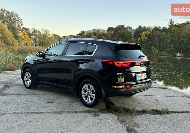 Чорний Кіа Sportage, об'ємом двигуна 1.69 л та пробігом 80 тис. км за 18500 $, фото 28 на Automoto.ua