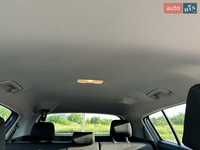 Чорний Кіа Sportage, об'ємом двигуна 2.4 л та пробігом 160 тис. км за 15000 $, фото 52 на Automoto.ua