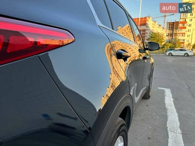 Черный Киа Sportage, объемом двигателя 2 л и пробегом 194 тыс. км за 17800 $, фото 6 на Automoto.ua