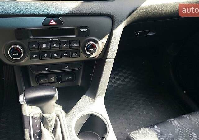 Черный Киа Sportage, объемом двигателя 2 л и пробегом 220 тыс. км за 18300 $, фото 19 на Automoto.ua