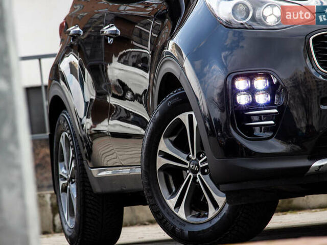 Черный Киа Sportage, объемом двигателя 1.6 л и пробегом 68 тыс. км за 16900 $, фото 2 на Automoto.ua