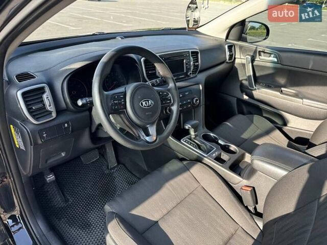Чорний Кіа Sportage, об'ємом двигуна 2.4 л та пробігом 160 тис. км за 15000 $, фото 24 на Automoto.ua