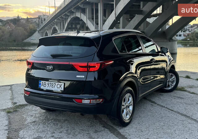 Чорний Кіа Sportage, об'ємом двигуна 1.69 л та пробігом 80 тис. км за 18500 $, фото 9 на Automoto.ua