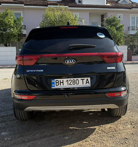 Черный Киа Sportage, объемом двигателя 2 л и пробегом 170 тыс. км за 18500 $, фото 3 на Automoto.ua