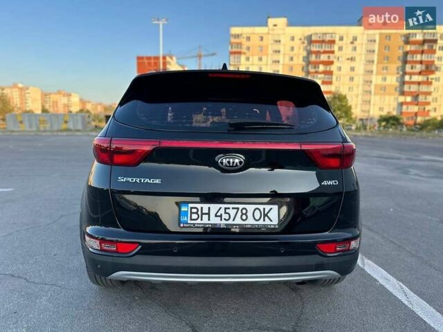 Черный Киа Sportage, объемом двигателя 2 л и пробегом 194 тыс. км за 17800 $, фото 4 на Automoto.ua