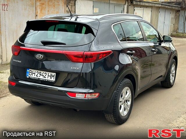 Черный Киа Sportage, объемом двигателя 1.7 л и пробегом 74 тыс. км за 18300 $, фото 4 на Automoto.ua