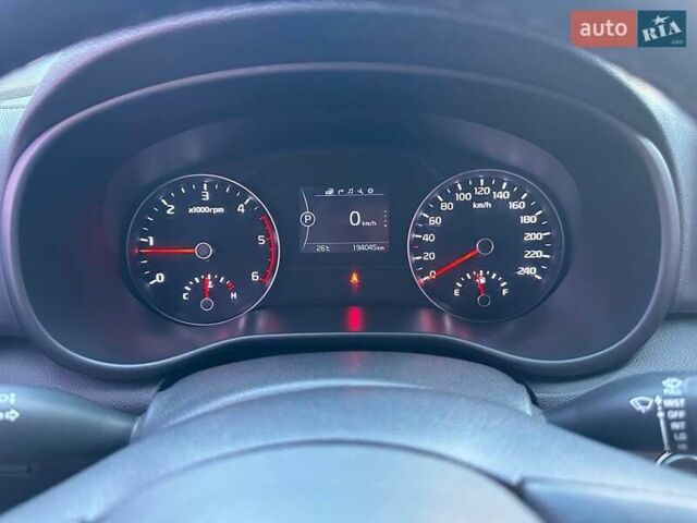 Черный Киа Sportage, объемом двигателя 2 л и пробегом 194 тыс. км за 17800 $, фото 11 на Automoto.ua