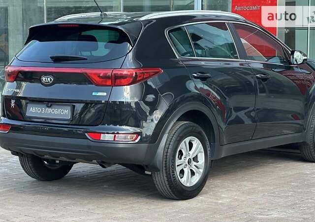 Чорний Кіа Sportage, об'ємом двигуна 1.7 л та пробігом 74 тис. км за 18811 $, фото 14 на Automoto.ua