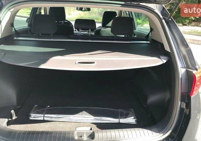 Черный Киа Sportage, объемом двигателя 2 л и пробегом 220 тыс. км за 18300 $, фото 25 на Automoto.ua