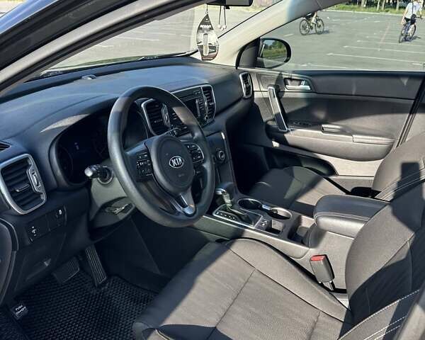 Чорний Кіа Sportage, об'ємом двигуна 2.4 л та пробігом 160 тис. км за 15000 $, фото 20 на Automoto.ua