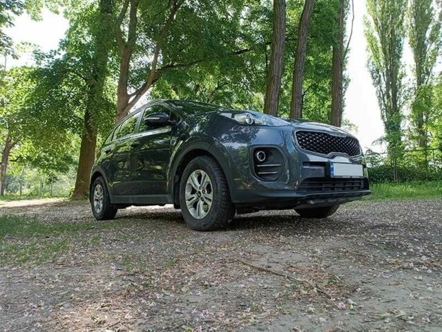 Чорний Кіа Sportage, об'ємом двигуна 0.16 л та пробігом 56 тис. км за 17263 $, фото 3 на Automoto.ua