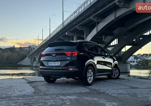 Чорний Кіа Sportage, об'ємом двигуна 1.69 л та пробігом 80 тис. км за 18500 $, фото 1 на Automoto.ua