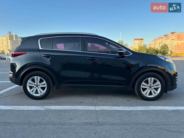 Черный Киа Sportage, объемом двигателя 2 л и пробегом 194 тыс. км за 17800 $, фото 3 на Automoto.ua