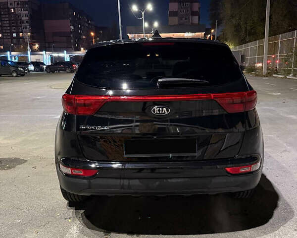 Чорний Кіа Sportage, об'ємом двигуна 2.36 л та пробігом 155 тис. км за 13000 $, фото 1 на Automoto.ua