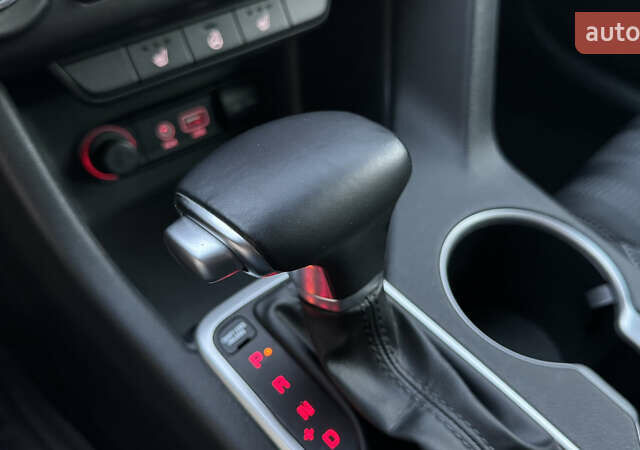 Чорний Кіа Sportage, об'ємом двигуна 1.69 л та пробігом 80 тис. км за 18500 $, фото 56 на Automoto.ua