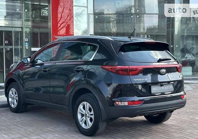 Черный Киа Sportage, объемом двигателя 1.7 л и пробегом 74 тыс. км за 18040 $, фото 1 на Automoto.ua