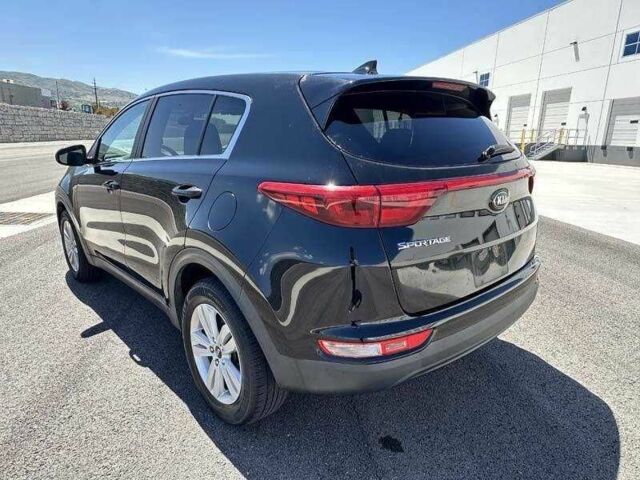 Черный Киа Sportage, объемом двигателя 2.4 л и пробегом 47 тыс. км за 3200 $, фото 1 на Automoto.ua