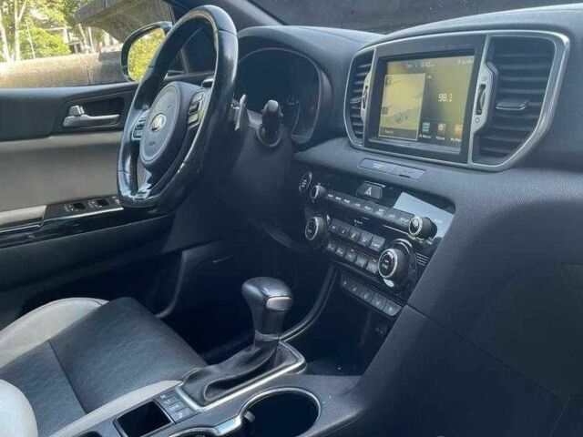 Киа Sportage 2017 в Киеве на Automoto.ua Черный Киа Sportage, объемом двигателя 0 л и пробегом 78 тыс. км за 12250 $, фото 8 на Automoto.ua