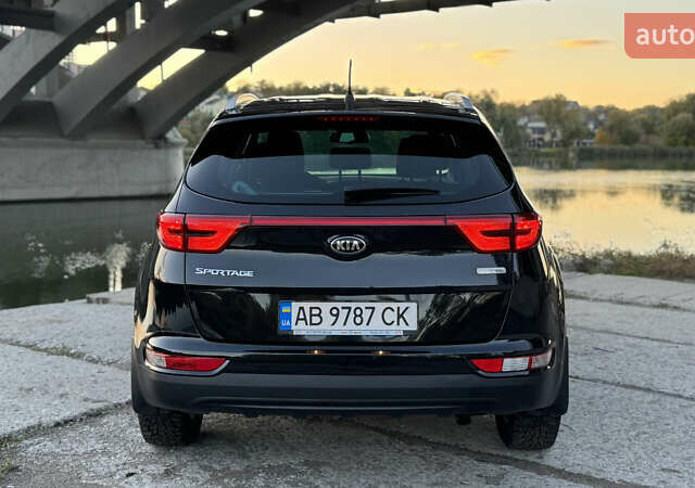 Чорний Кіа Sportage, об'ємом двигуна 1.69 л та пробігом 80 тис. км за 18500 $, фото 12 на Automoto.ua