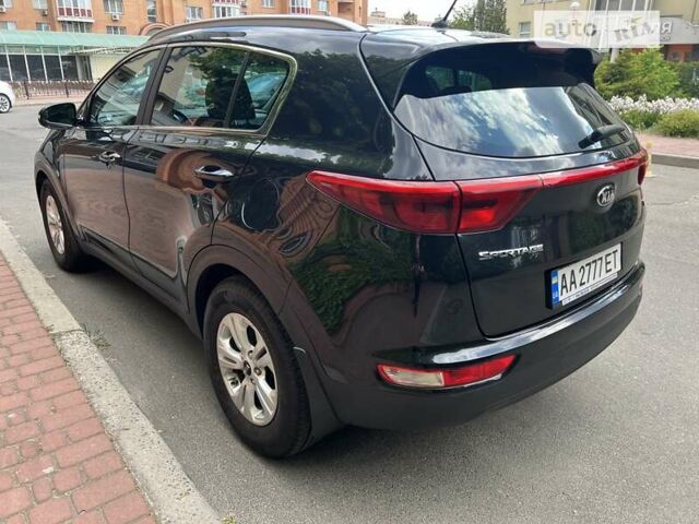 Чорний Кіа Sportage, об'ємом двигуна 1.69 л та пробігом 137 тис. км за 18400 $, фото 4 на Automoto.ua