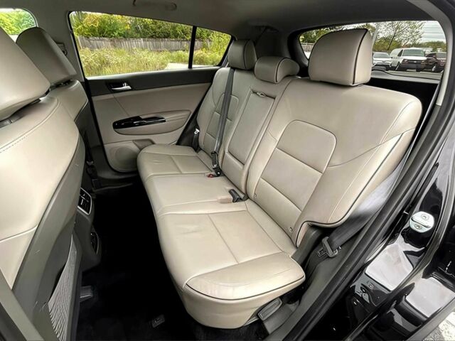 Черный Киа Sportage, объемом двигателя 2 л и пробегом 61 тыс. км за 7000 $, фото 12 на Automoto.ua