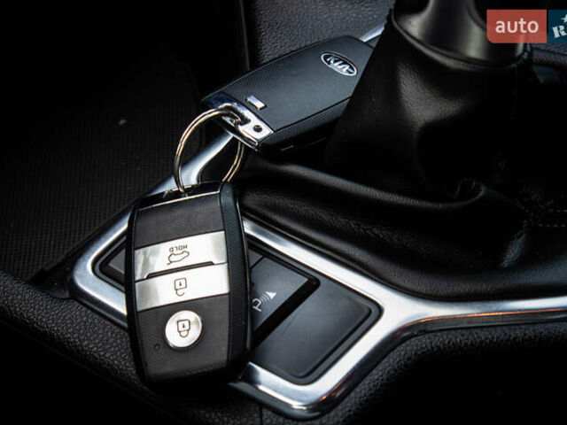 Черный Киа Sportage, объемом двигателя 1.6 л и пробегом 68 тыс. км за 16900 $, фото 52 на Automoto.ua