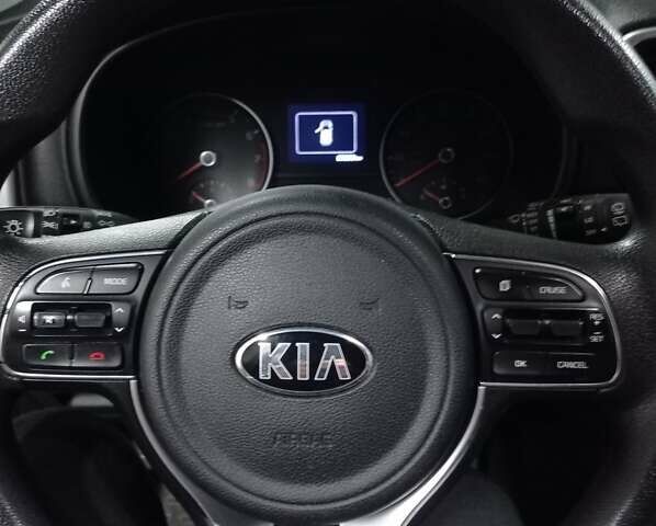 Черный Киа Sportage, объемом двигателя 2.36 л и пробегом 85 тыс. км за 13000 $, фото 11 на Automoto.ua