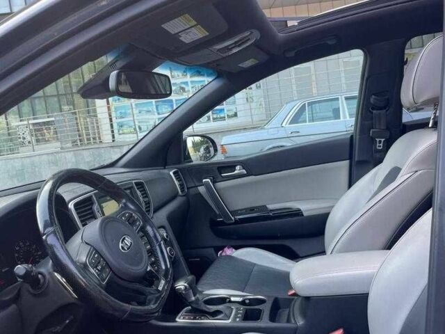 Киа Sportage 2017 в Киеве на Automoto.ua Черный Киа Sportage, объемом двигателя 0 л и пробегом 78 тыс. км за 12250 $, фото 7 на Automoto.ua