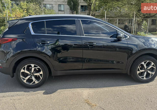 Чорний Кіа Sportage, об'ємом двигуна 1.6 л та пробігом 90 тис. км за 14999 $, фото 9 на Automoto.ua