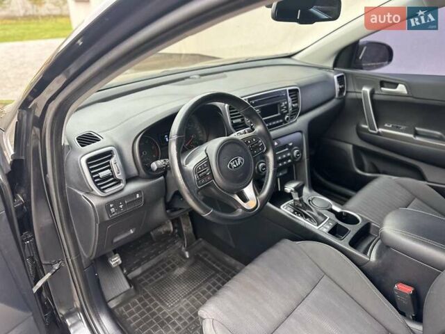 Черный Киа Sportage, объемом двигателя 1.69 л и пробегом 85 тыс. км за 17600 $, фото 10 на Automoto.ua