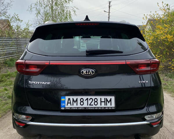 Чорний Кіа Sportage, об'ємом двигуна 1.6 л та пробігом 27 тис. км за 21000 $, фото 6 на Automoto.ua