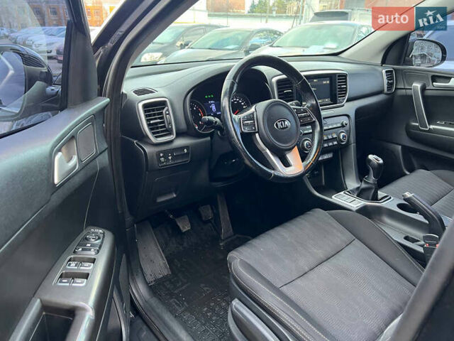 Черный Киа Sportage, объемом двигателя 1.6 л и пробегом 98 тыс. км за 14999 $, фото 15 на Automoto.ua