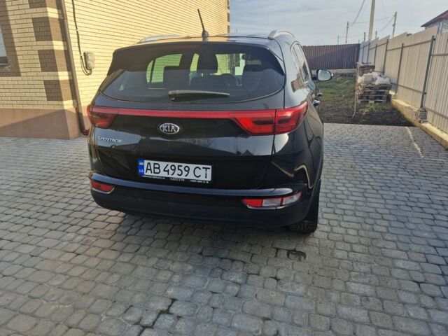 Черный Киа Sportage, объемом двигателя 1.6 л и пробегом 43 тыс. км за 16500 $, фото 2 на Automoto.ua