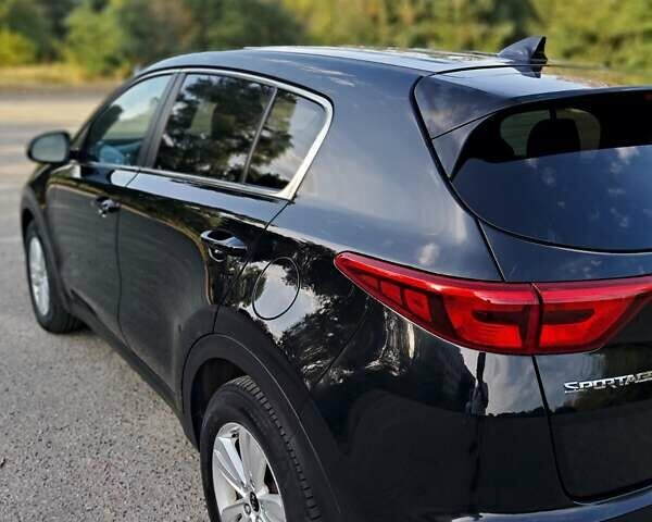 Черный Киа Sportage, объемом двигателя 2.4 л и пробегом 138 тыс. км за 15850 $, фото 14 на Automoto.ua