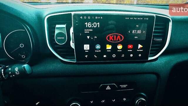 Черный Киа Sportage, объемом двигателя 0 л и пробегом 42 тыс. км за 20500 $, фото 9 на Automoto.ua
