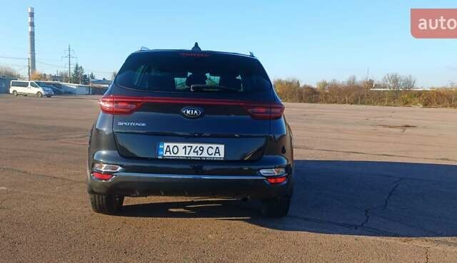 Чорний Кіа Sportage, об'ємом двигуна 1.59 л та пробігом 50 тис. км за 17900 $, фото 3 на Automoto.ua