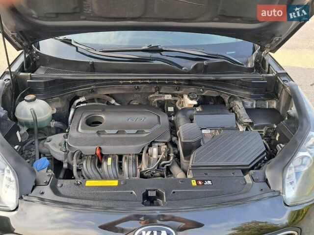 Черный Киа Sportage, объемом двигателя 2.4 л и пробегом 138 тыс. км за 15850 $, фото 6 на Automoto.ua