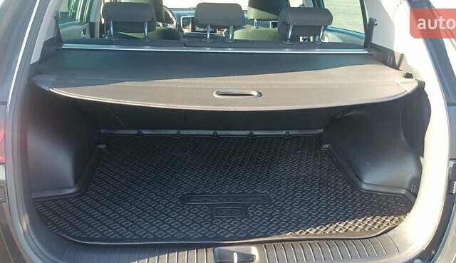 Чорний Кіа Sportage, об'ємом двигуна 1.59 л та пробігом 50 тис. км за 17900 $, фото 9 на Automoto.ua