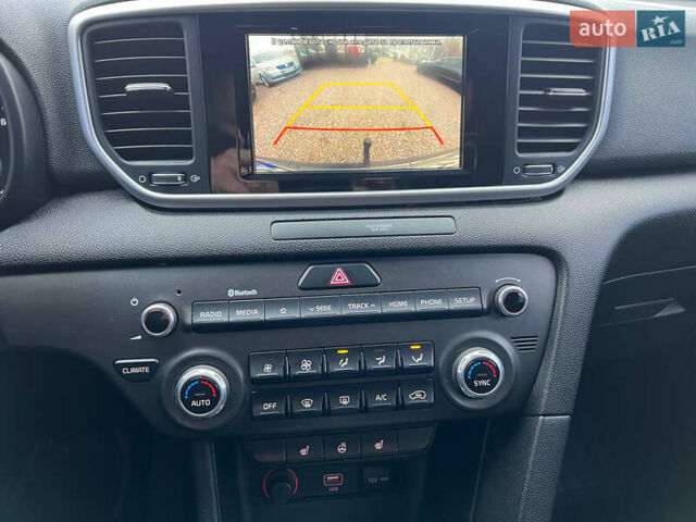 Черный Киа Sportage, объемом двигателя 1.6 л и пробегом 98 тыс. км за 14999 $, фото 16 на Automoto.ua