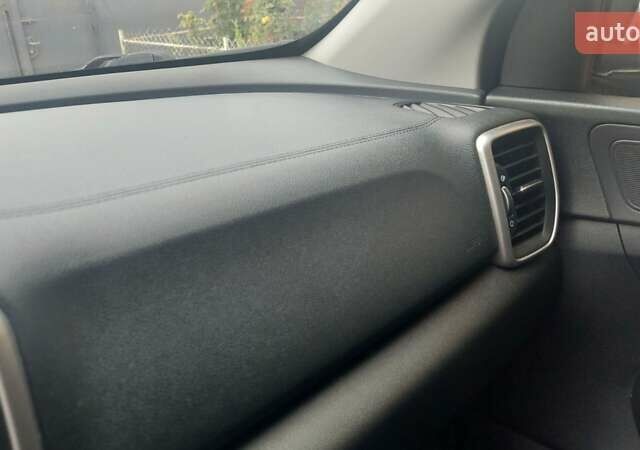 Черный Киа Sportage, объемом двигателя 1.6 л и пробегом 119 тыс. км за 19300 $, фото 28 на Automoto.ua