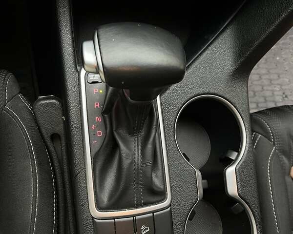 Черный Киа Sportage, объемом двигателя 1.59 л и пробегом 63 тыс. км за 19100 $, фото 14 на Automoto.ua