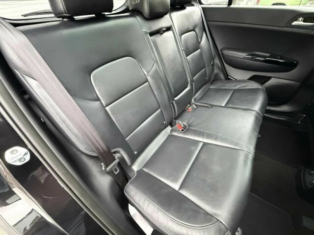 Черный Киа Sportage, объемом двигателя 2.4 л и пробегом 45 тыс. км за 11100 $, фото 10 на Automoto.ua