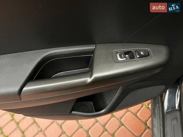 Черный Киа Sportage, объемом двигателя 1.59 л и пробегом 63 тыс. км за 19100 $, фото 23 на Automoto.ua