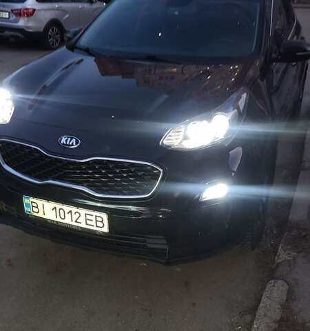 Чорний Кіа Sportage, об'ємом двигуна 1.59 л та пробігом 80 тис. км за 18500 $, фото 2 на Automoto.ua