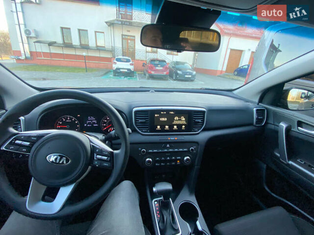 Черный Киа Sportage, объемом двигателя 2.36 л и пробегом 119 тыс. км за 15000 $, фото 3 на Automoto.ua