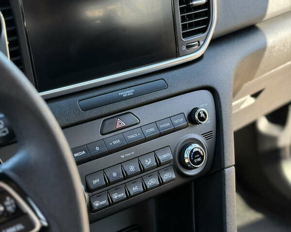 Черный Киа Sportage, объемом двигателя 2.36 л и пробегом 54 тыс. км за 20300 $, фото 8 на Automoto.ua