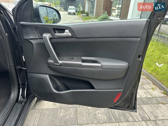 Черный Киа Sportage, объемом двигателя 2.36 л и пробегом 107 тыс. км за 18000 $, фото 13 на Automoto.ua
